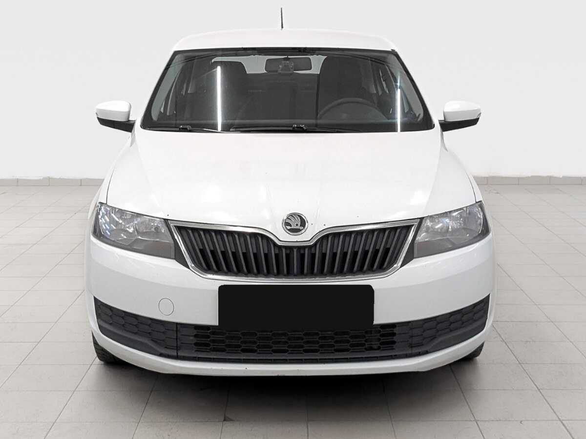 Skoda Rapid б/у, 2017, Механическая. Фото: #1