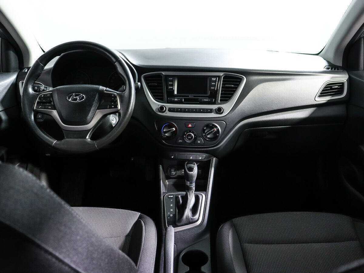 Hyundai Solaris б/у, 2017, Автоматическая. Фото: #9