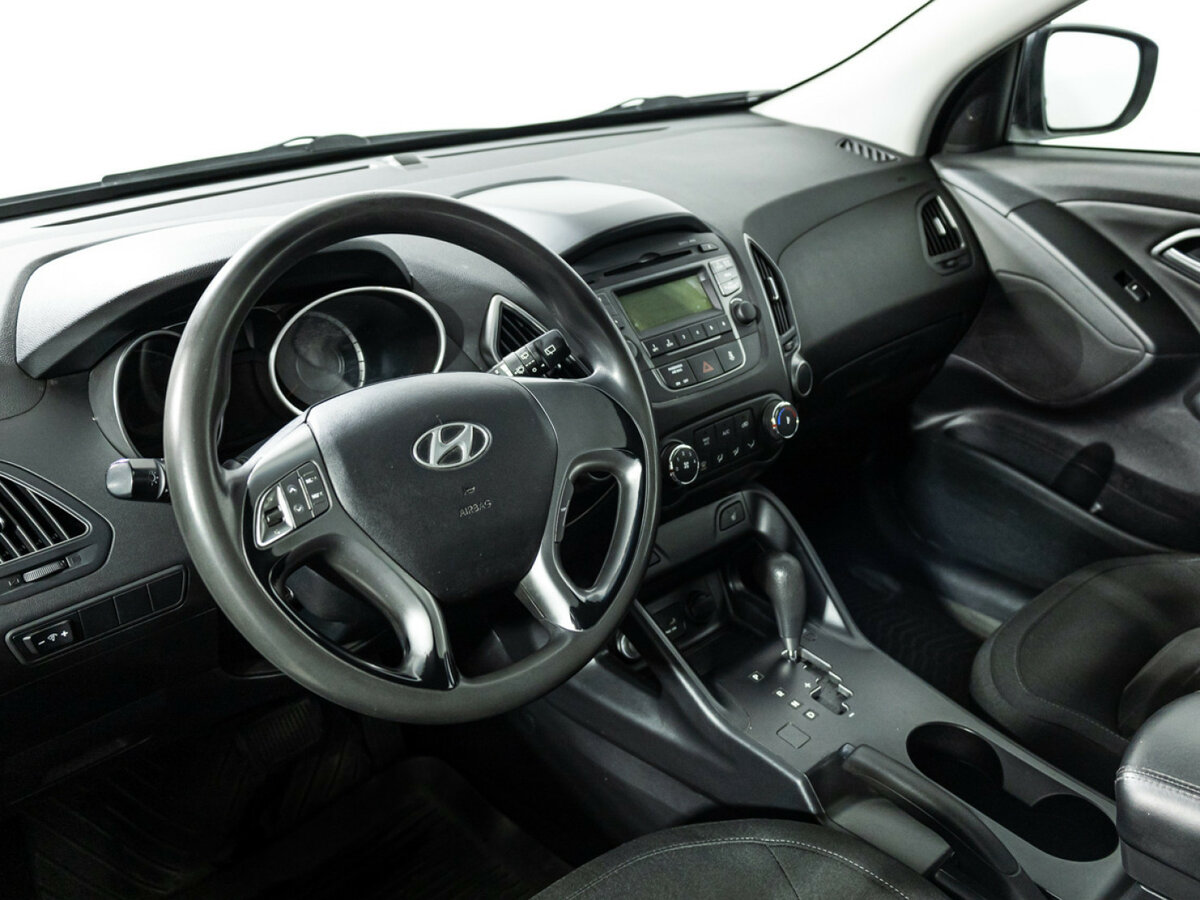Hyundai ix35 б/у, 2014, Автоматическая. Фото: #10