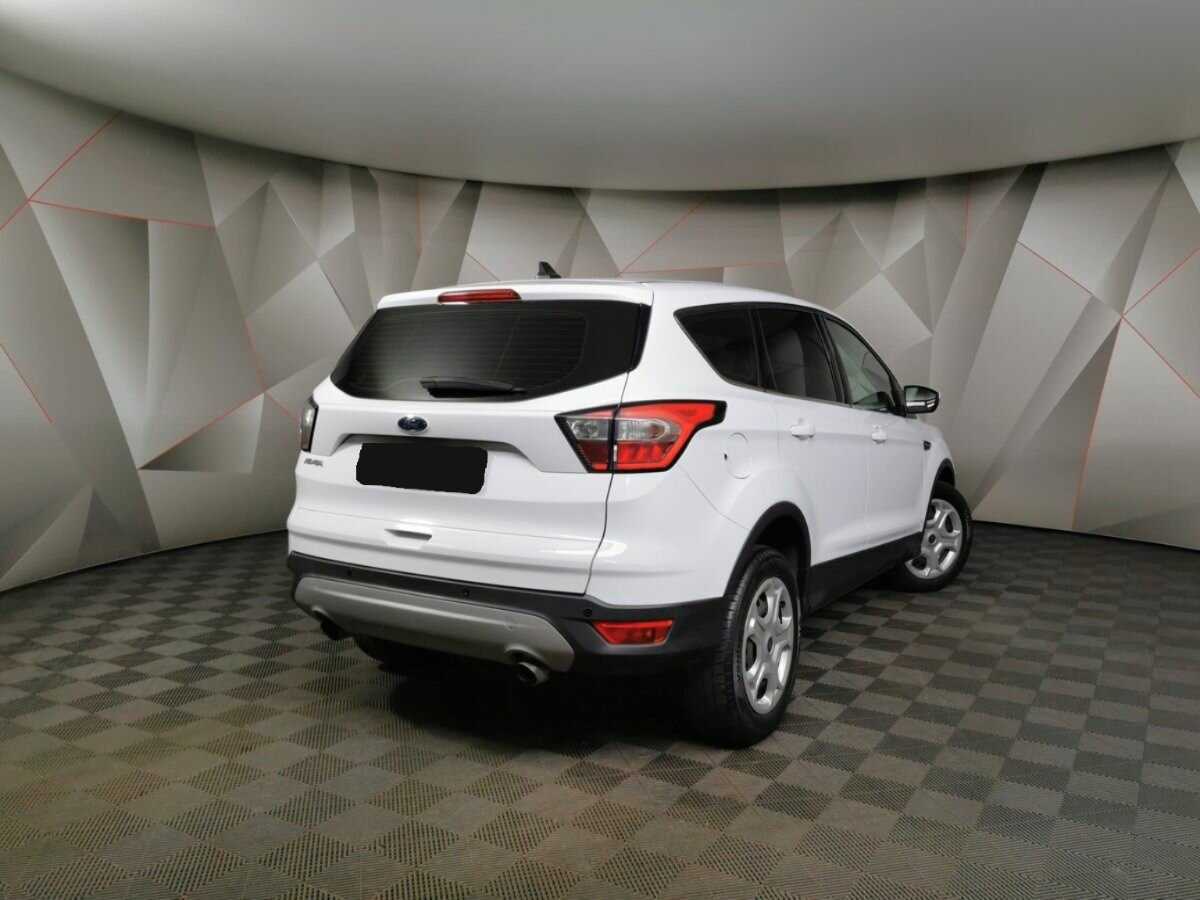 Ford Kuga б/у, 2017, Автоматическая. Фото: #1