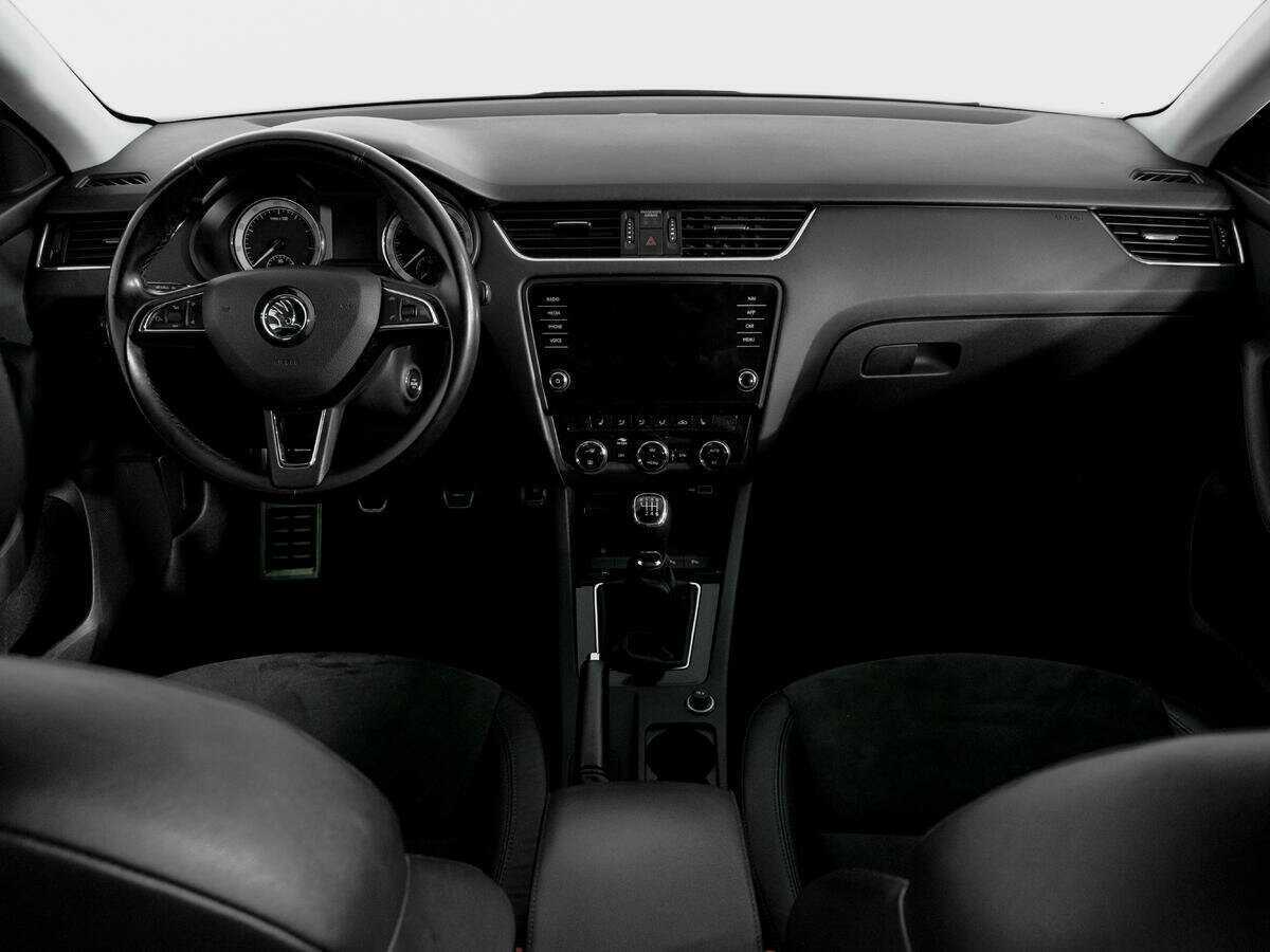 Skoda Octavia б/у, 2018, Механическая. Фото: #11