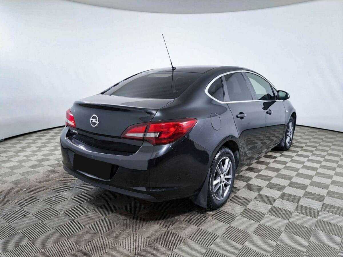 Opel Astra б/у, 2014, Автоматическая. Фото: #4