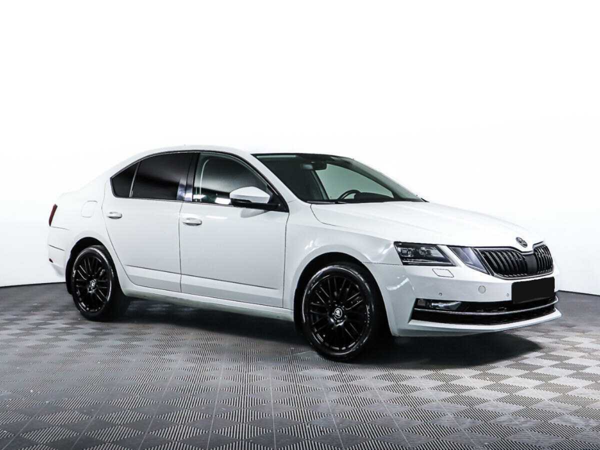 Skoda Octavia б/у, 2019, Роботизированная. Фото: #2