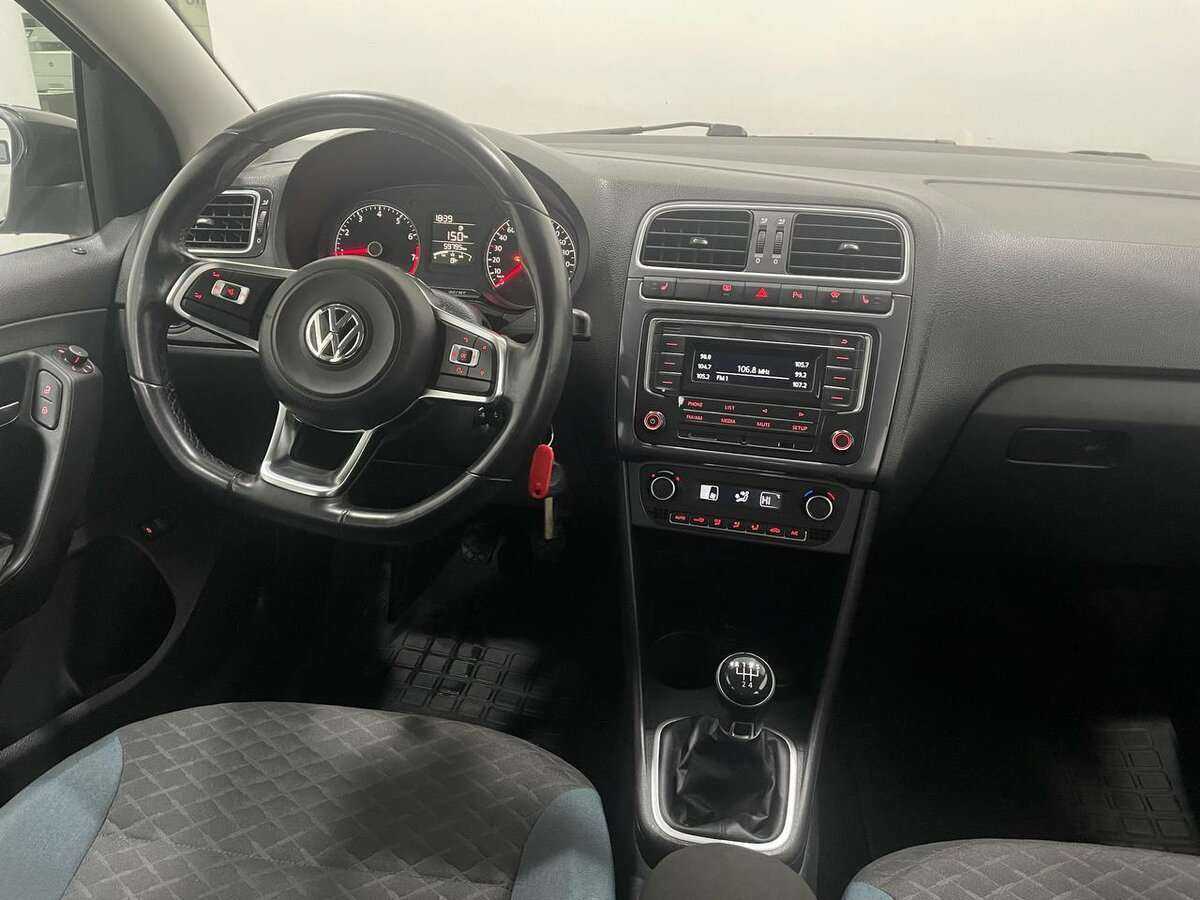 Volkswagen Polo б/у, 2020, Механическая. Фото: #5