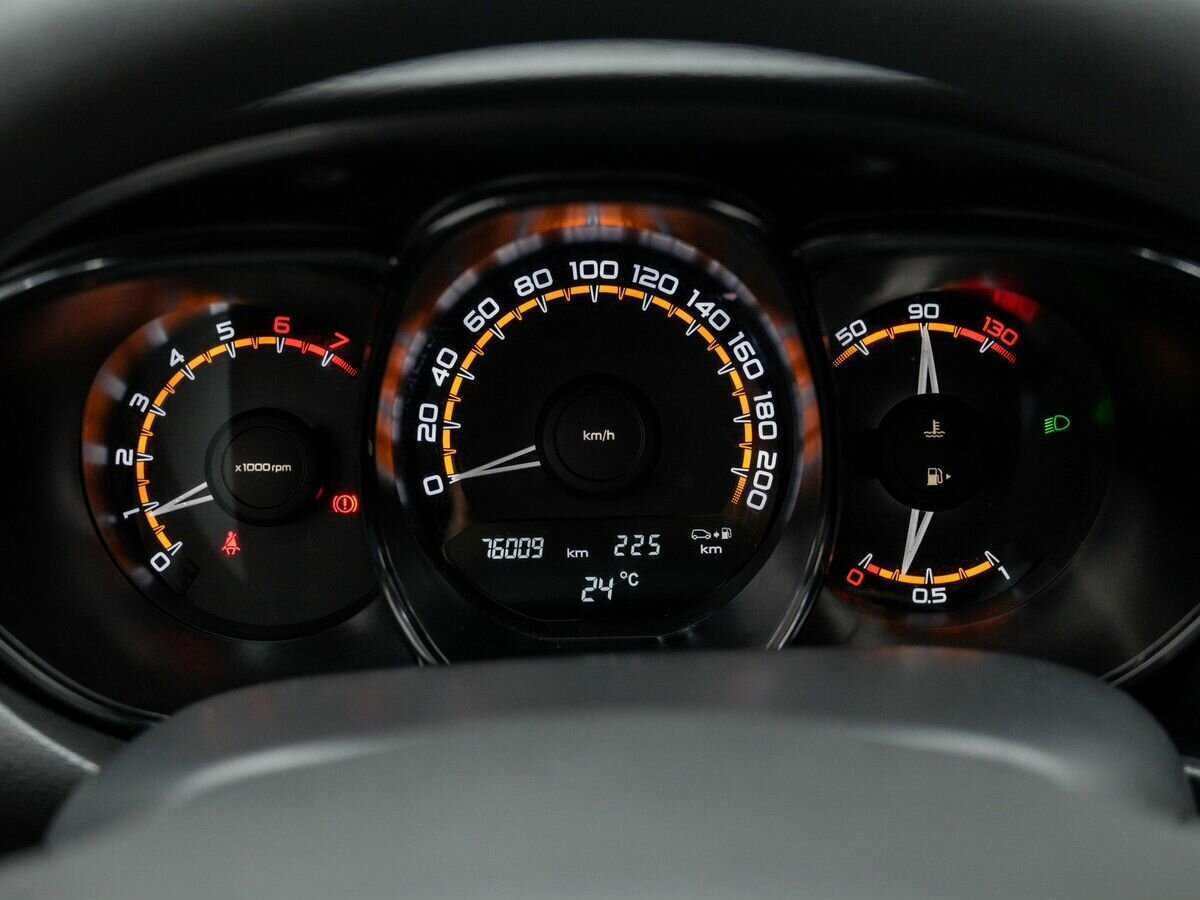 Lada (ВАЗ) Vesta б/у, 2019, Механическая. Фото: #18