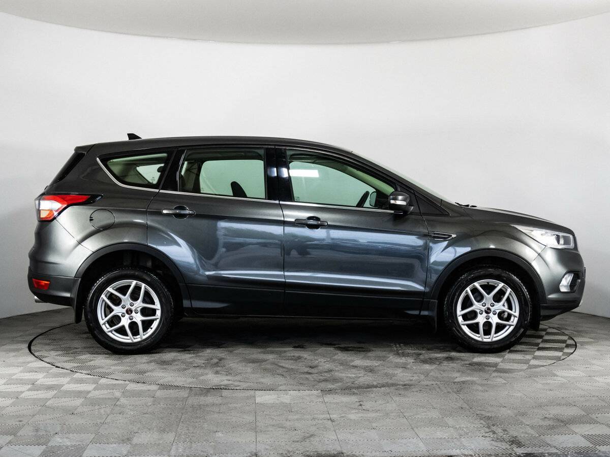 Ford Kuga б/у, 2017, Автоматическая. Фото: #3