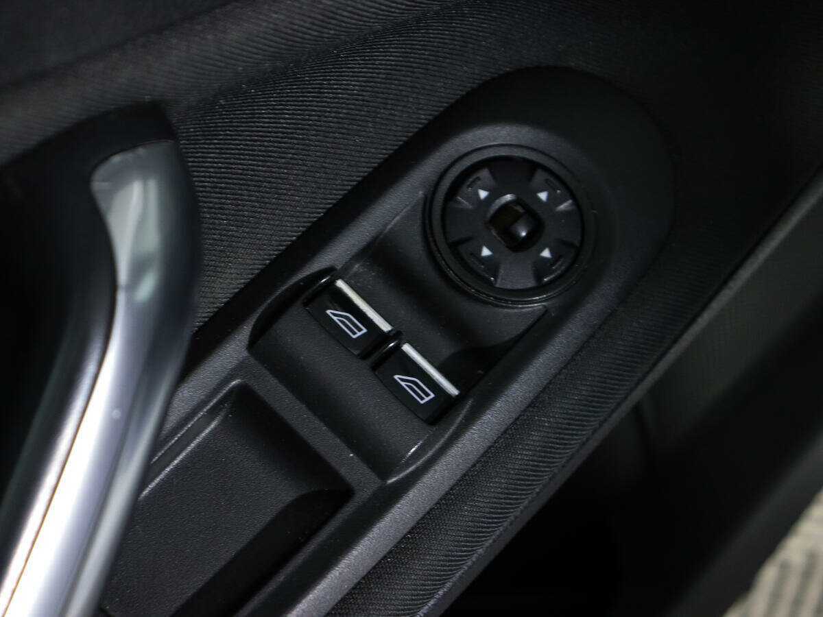 Ford Mondeo б/у, 2012, Механическая. Фото: #12