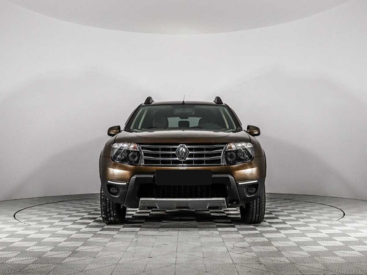 Renault Duster б/у, 2013, Автоматическая. Фото: #1