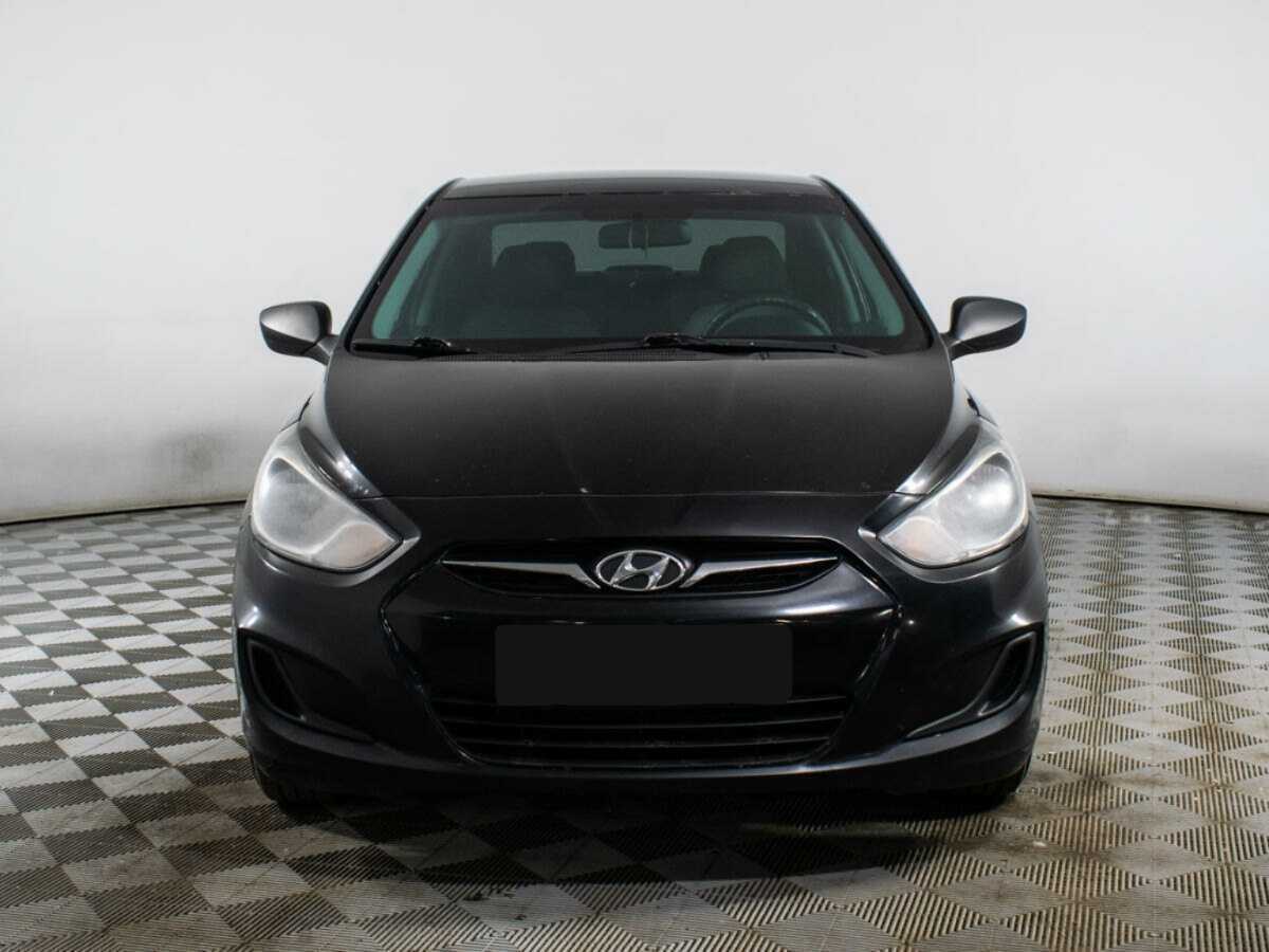 Hyundai Solaris б/у, 2013, Автоматическая. Фото: #1