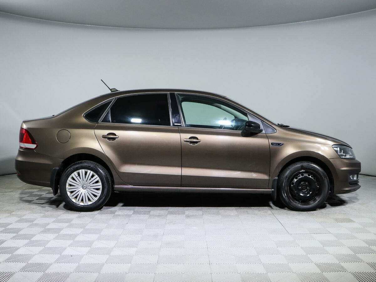 Volkswagen Polo б/у, 2017, Автоматическая. Фото: #3