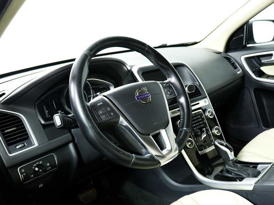 Volvo XC60 б/у, 2017, Автоматическая. Фото: #12