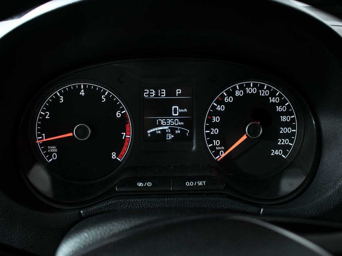 Volkswagen Polo б/у, 2016, Автоматическая. Фото: #10