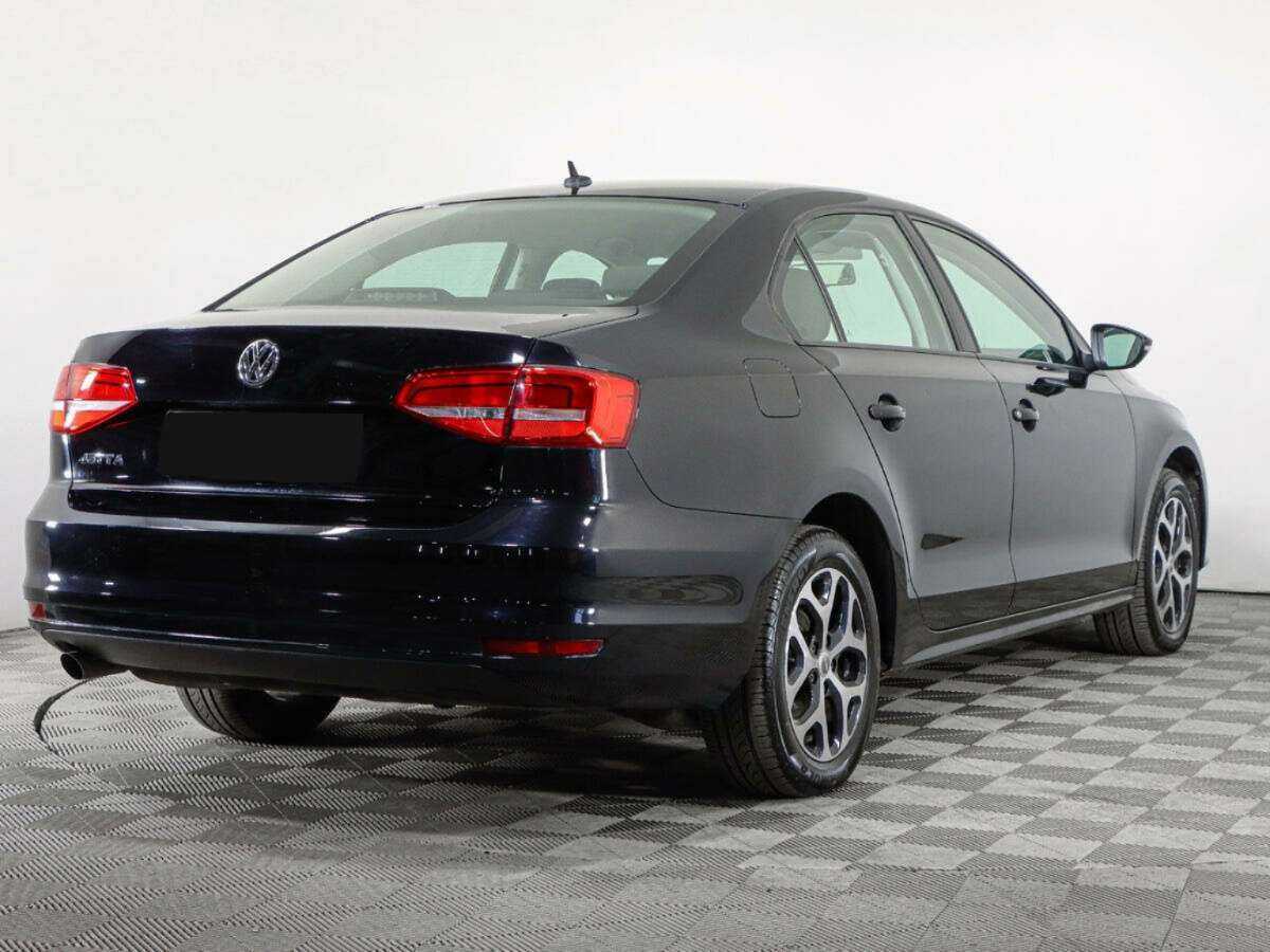Volkswagen Jetta б/у, 2015, Механическая. Фото: #4