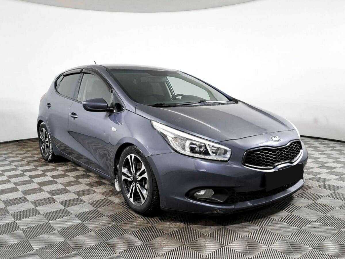 Kia Ceed б/у, 2013, Механическая. Фото: #2