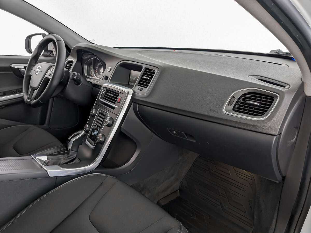 Volvo S60 б/у, 2015, Автоматическая. Фото: #8