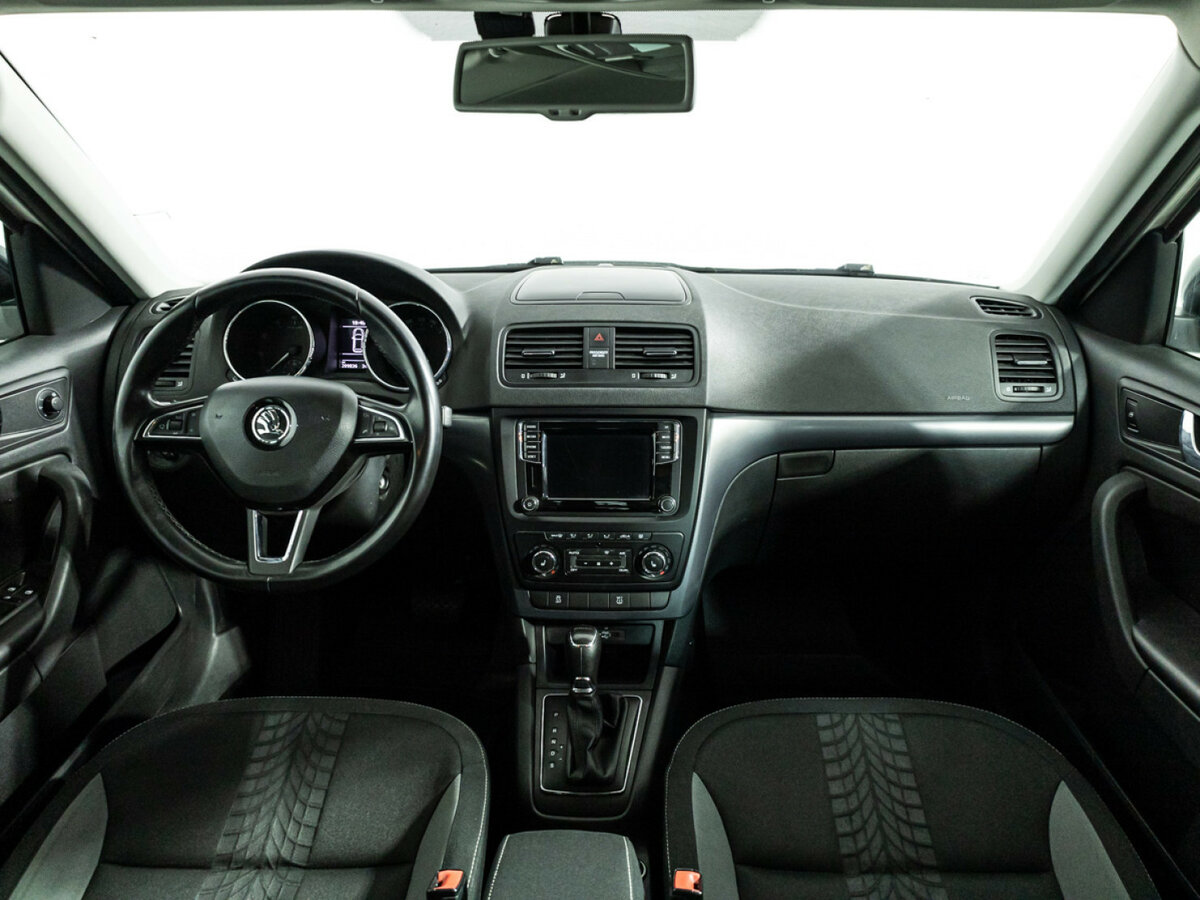 Skoda Yeti б/у, 2015, Автоматическая. Фото: #12