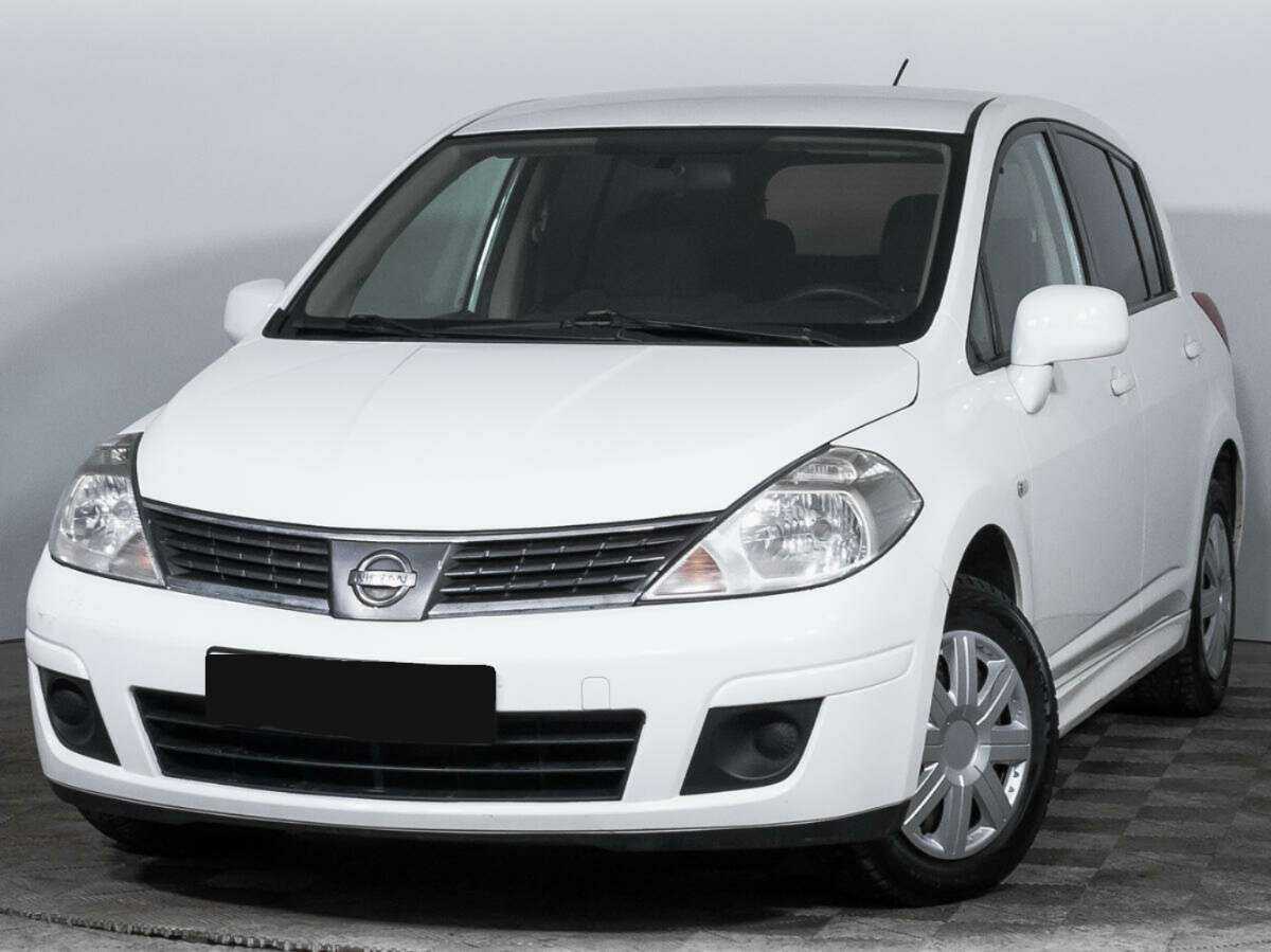Nissan Tiida б/у, 2013, Механическая. Посмотреть фото