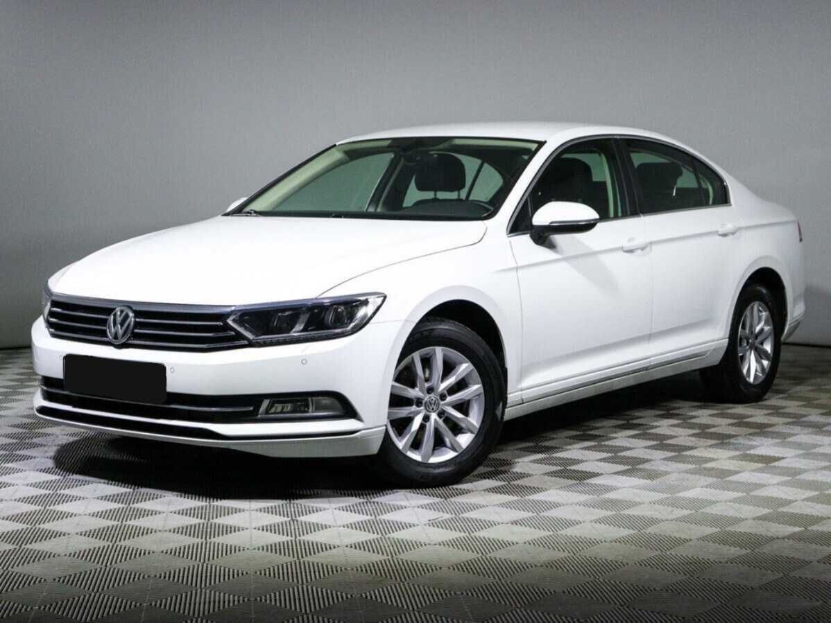 Volkswagen Passat б/у, 2019, Роботизированная. Посмотреть фото