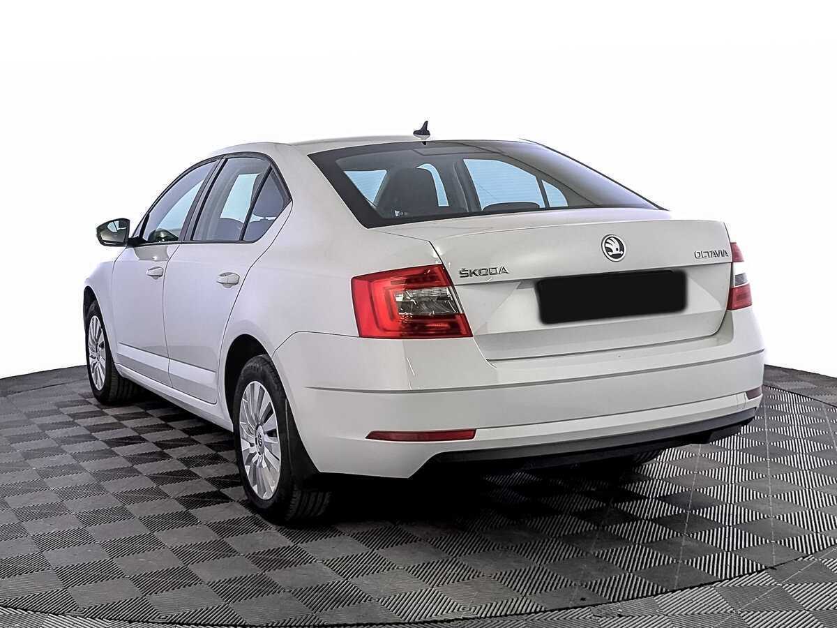 Skoda Octavia б/у, 2019, Механическая. Фото: #6