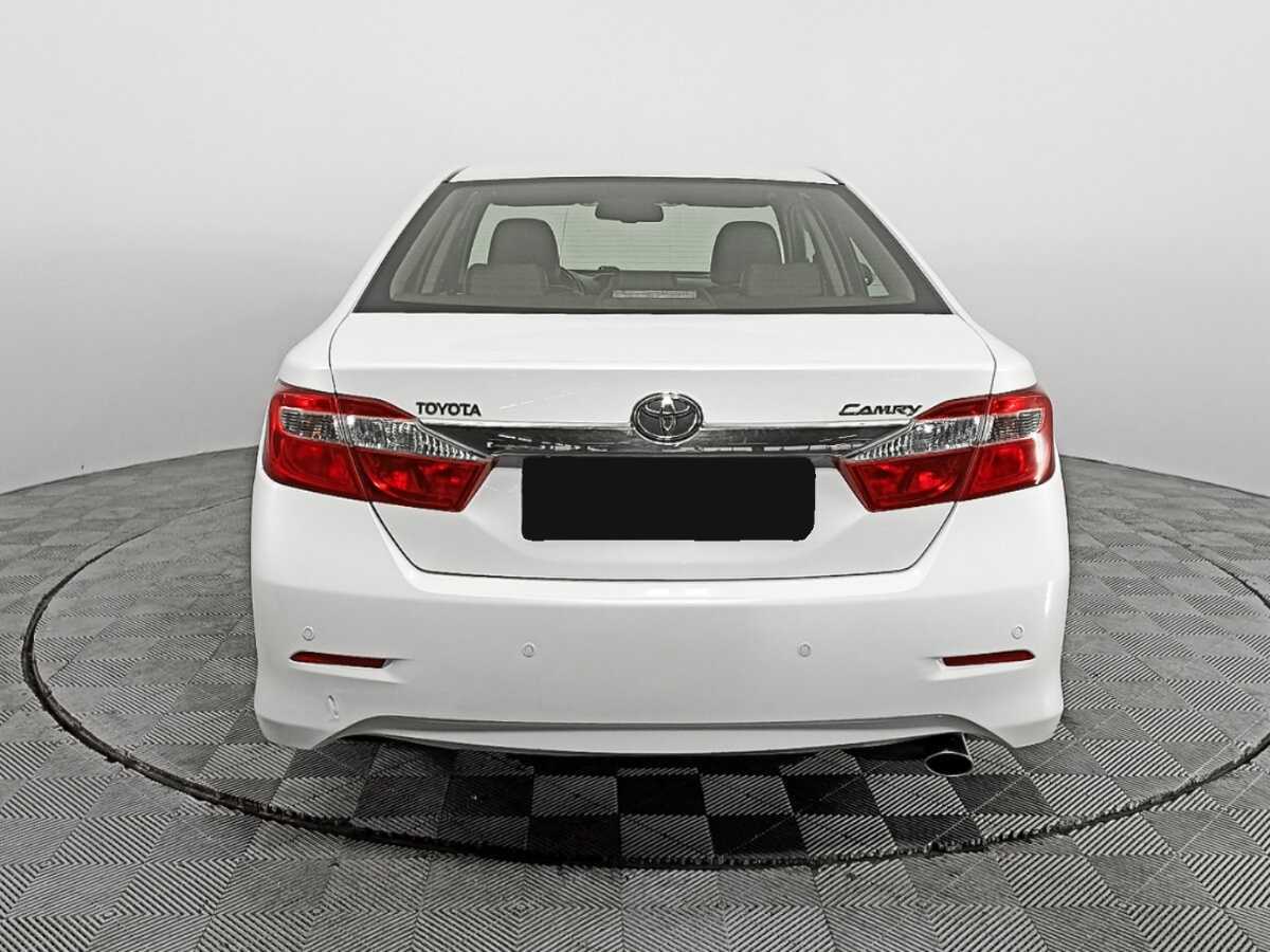 Toyota Camry б/у, 2014, Автоматическая. Фото: #4