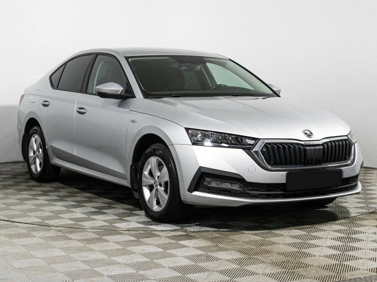 Skoda Octavia б/у, 2021, Автоматическая. Фото: #2