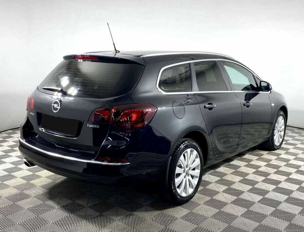 Opel Astra б/у, 2013, Автоматическая. Фото: #4