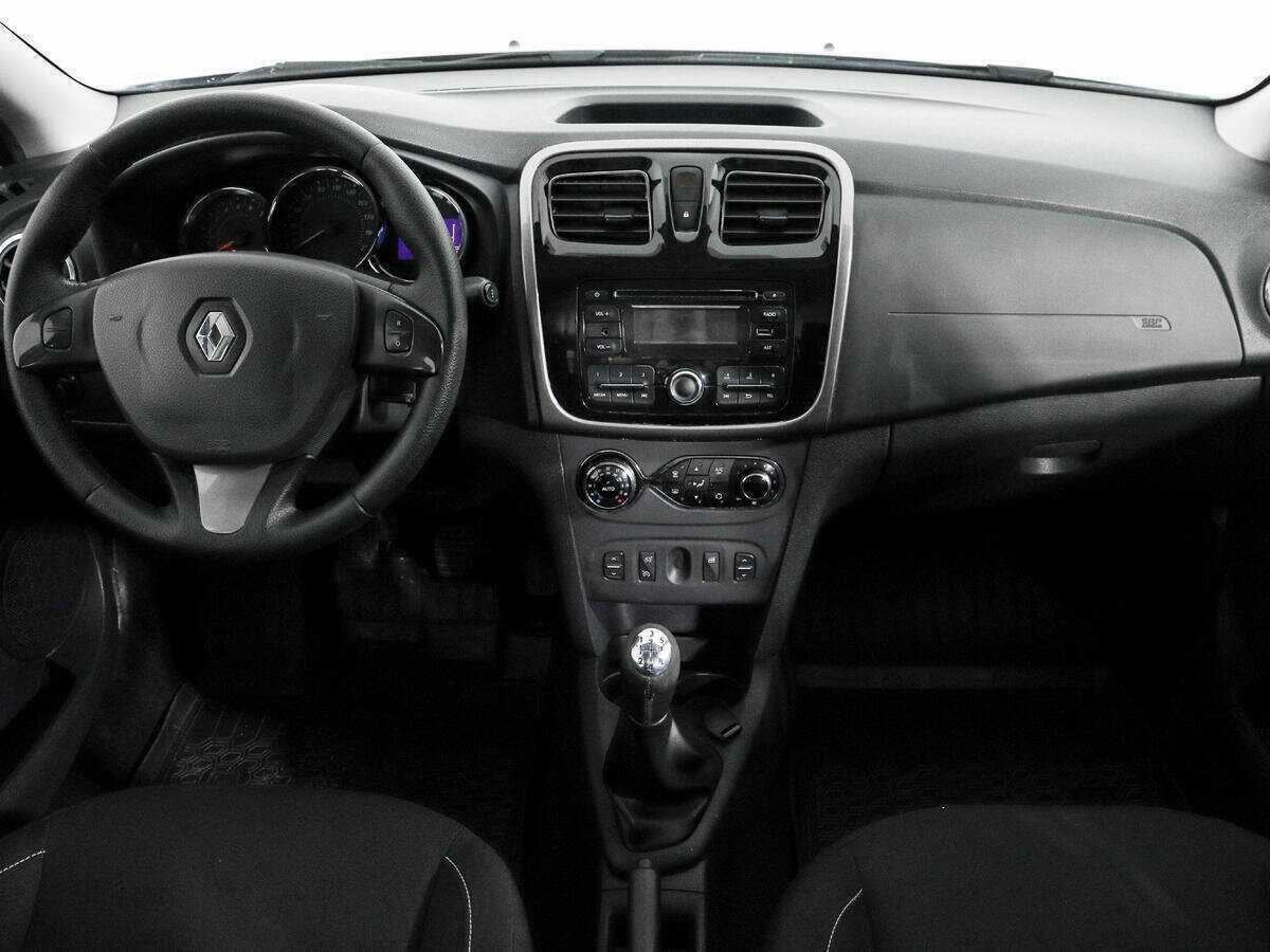 Renault Sandero б/у, 2017, Механическая. Фото: #9