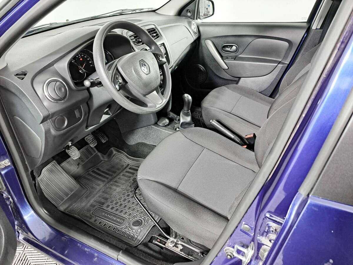 Renault Sandero б/у, 2015, Механическая. Фото: #13