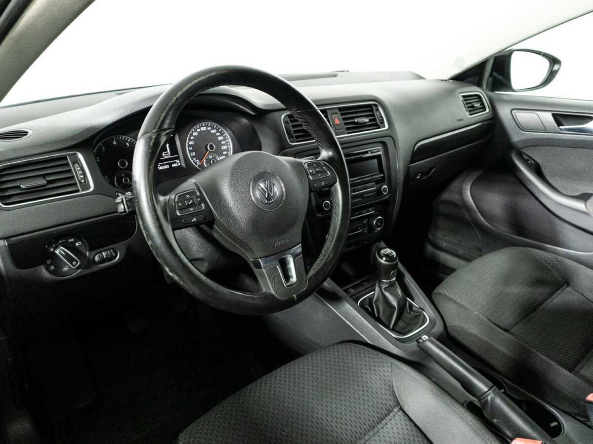 Volkswagen Jetta б/у, 2012, Механическая. Фото: #10