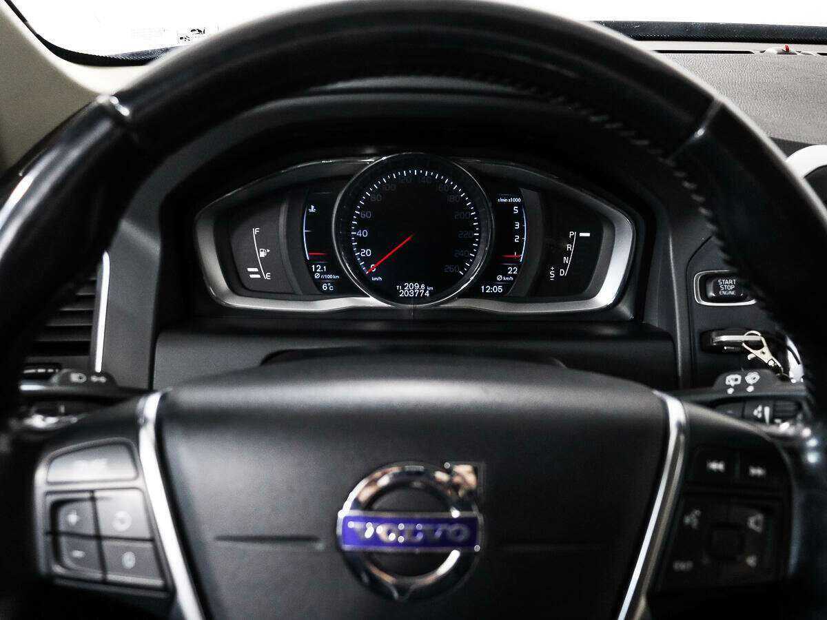 Volvo XC60 б/у, 2014, Автоматическая. Фото: #17