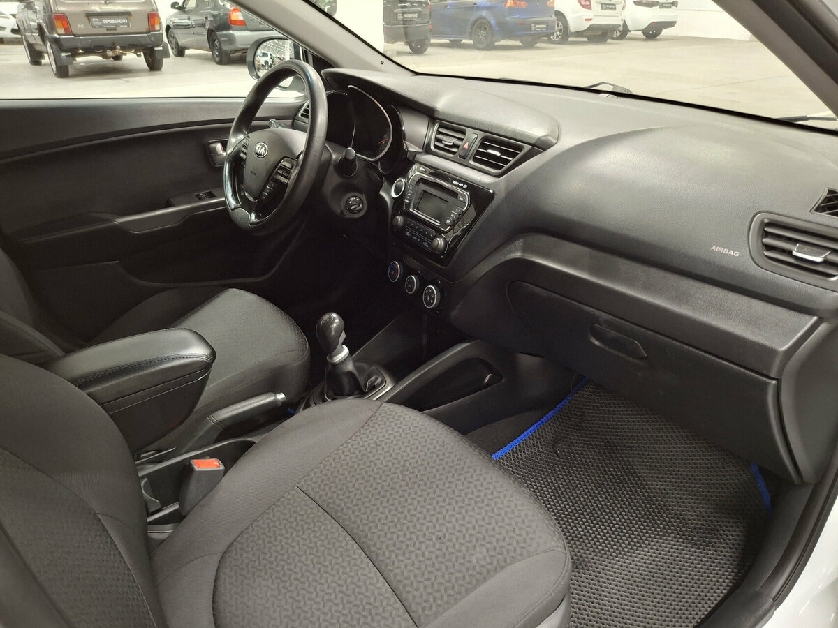 Kia Rio б/у, 2017, Механическая. Фото: #10