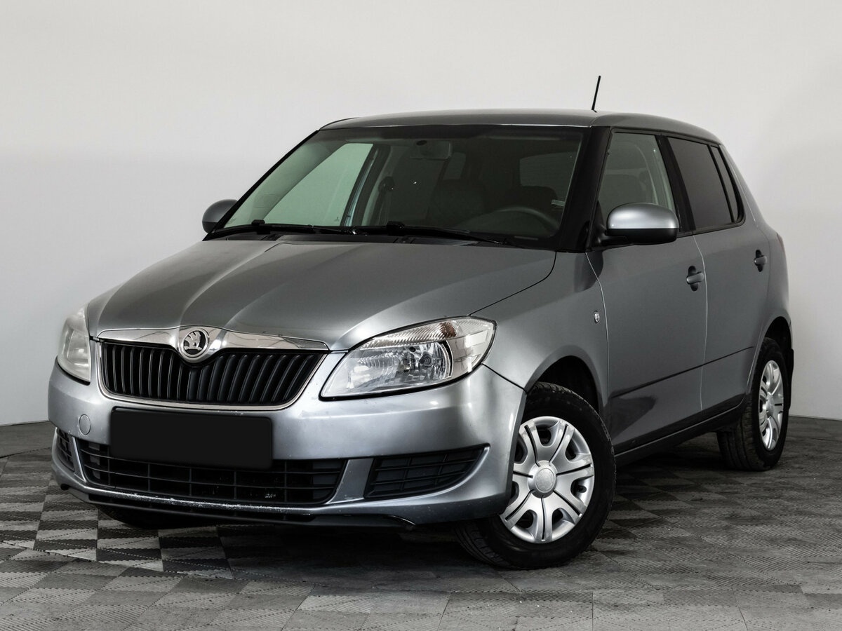 Skoda Fabia б/у, 2013, Механическая. Посмотреть фото