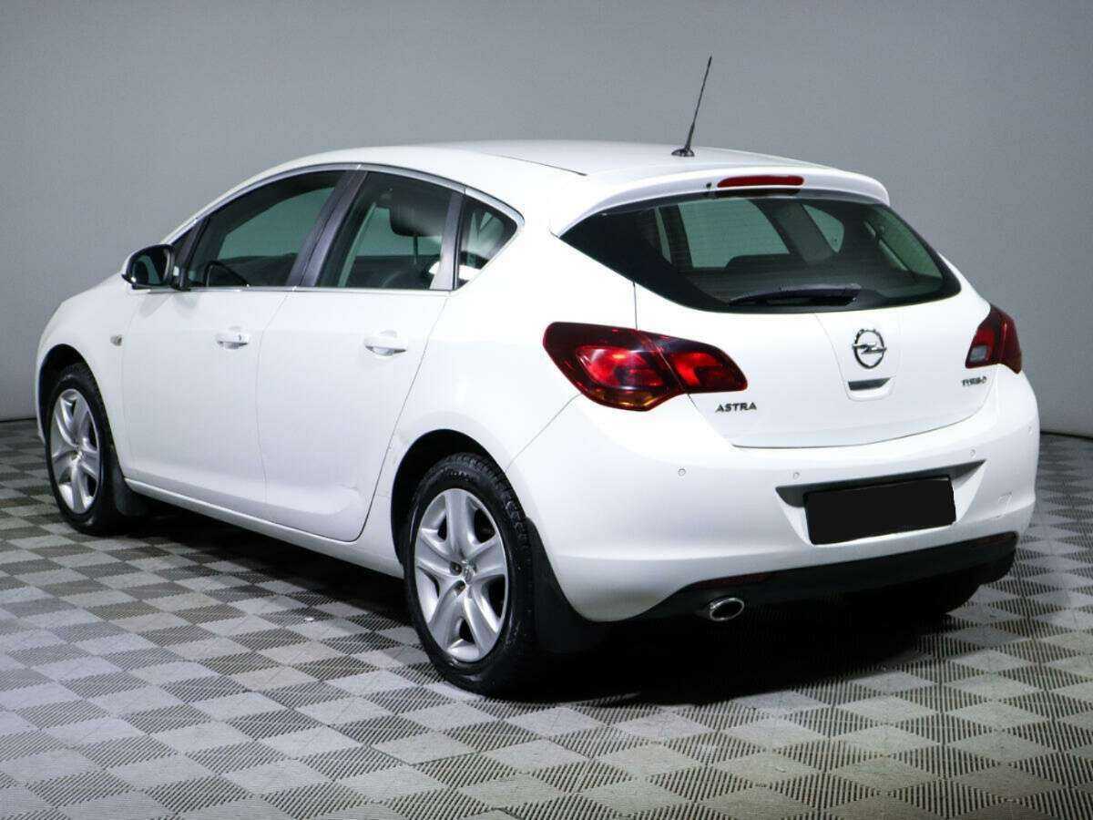 Opel Astra б/у, 2012, Автоматическая. Фото: #6
