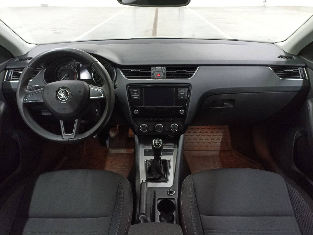 Skoda Octavia б/у, 2019, Механическая. Фото: #13