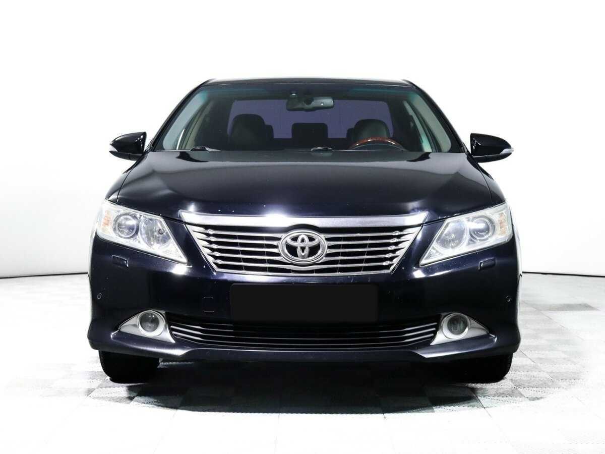 Toyota Camry б/у, 2012, Автоматическая. Фото: #1