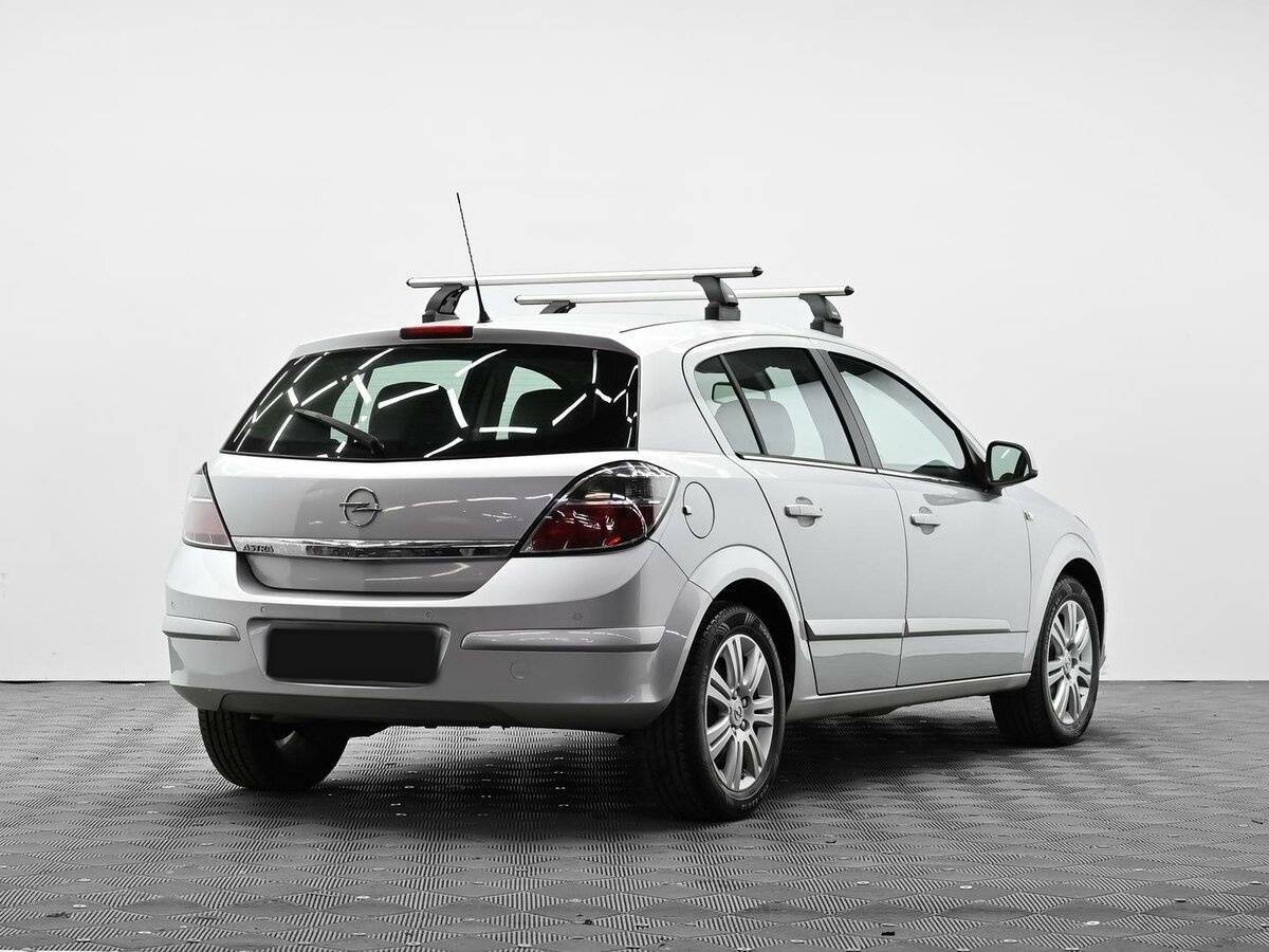 Opel Astra б/у, 2012, Автоматическая. Фото: #3