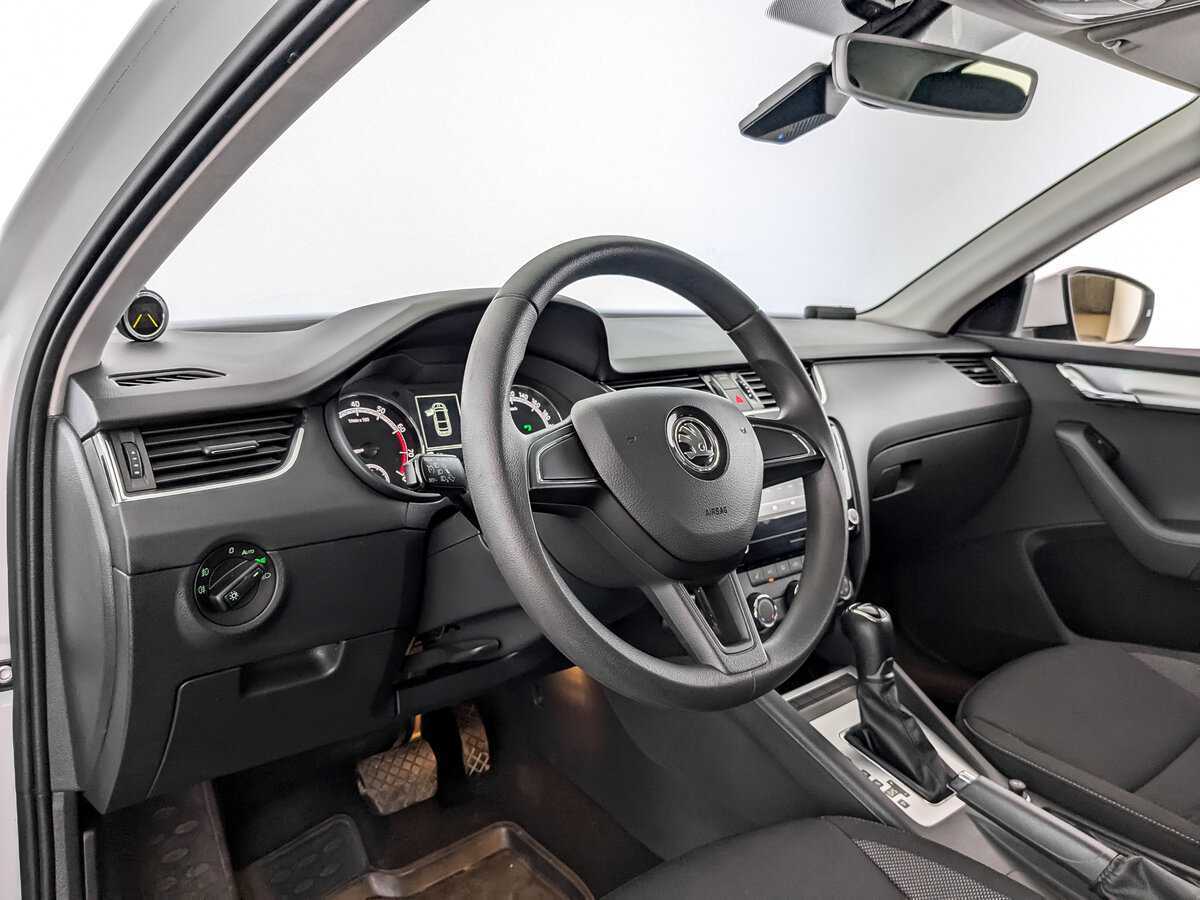 Skoda Octavia б/у, 2019, Автоматическая. Фото: #15