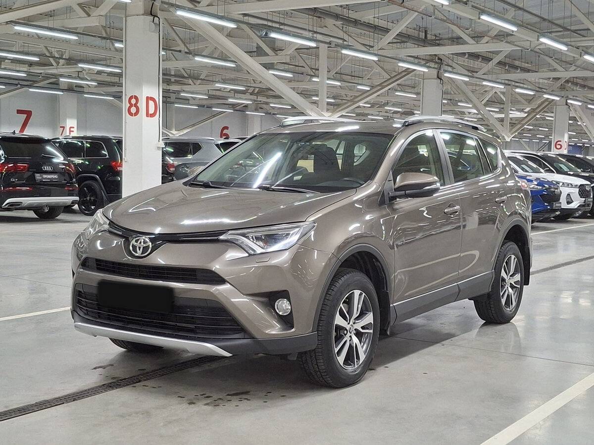 Toyota RAV4 б/у, 2015, Механическая. Посмотреть фото