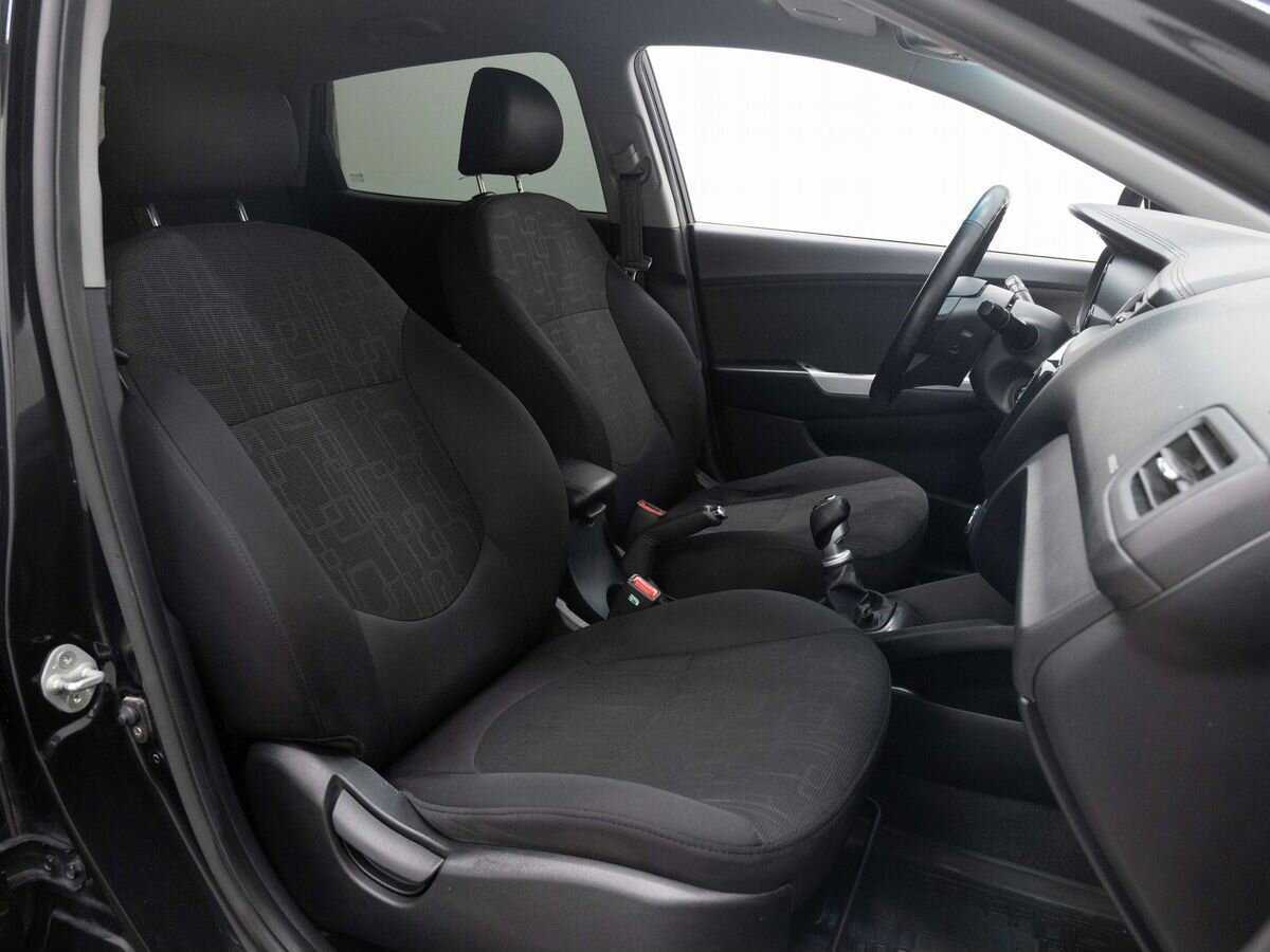 Kia Rio б/у, 2012, Механическая. Фото: #12