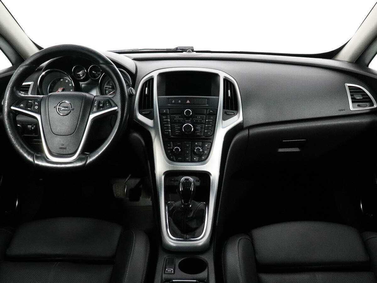 Opel Astra б/у, 2012, Механическая. Фото: #12