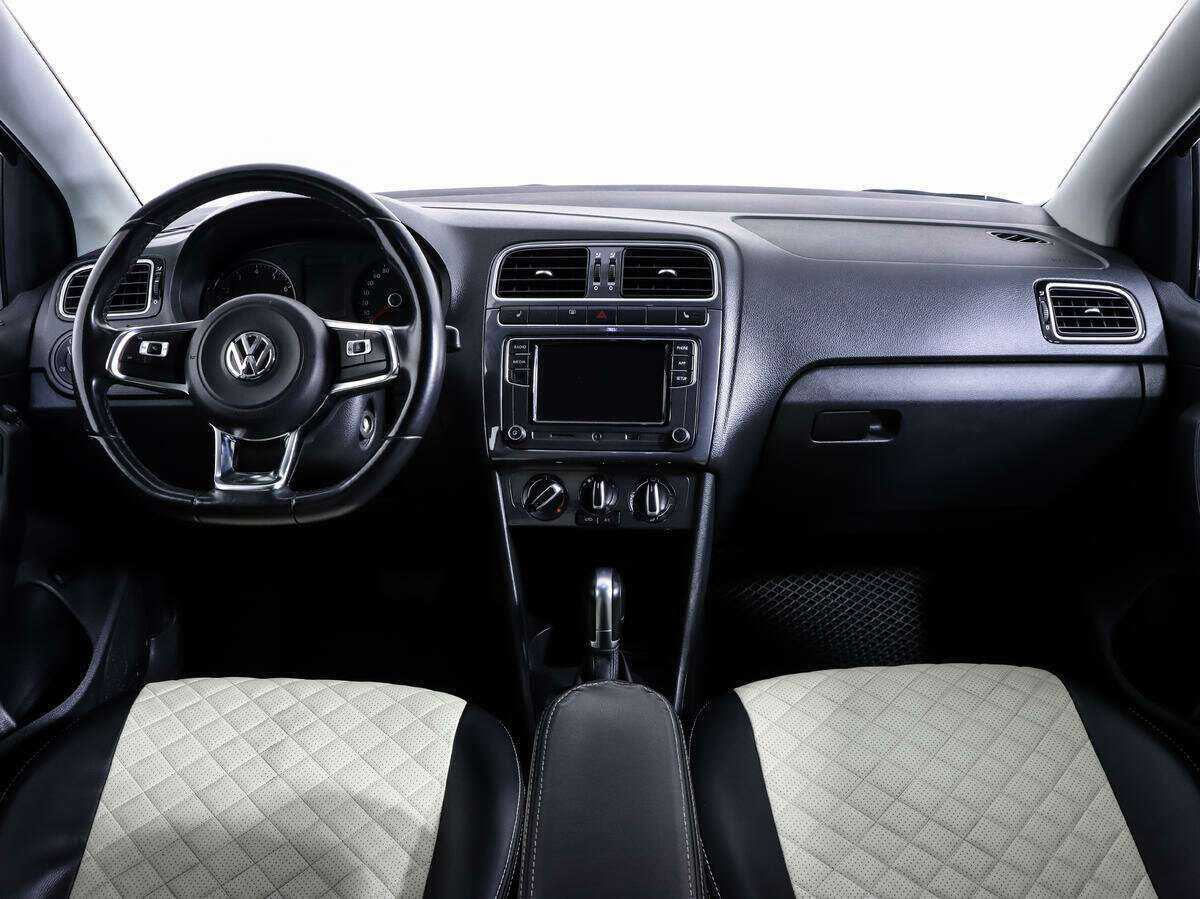 Volkswagen Polo б/у, 2020, Автоматическая. Фото: #9