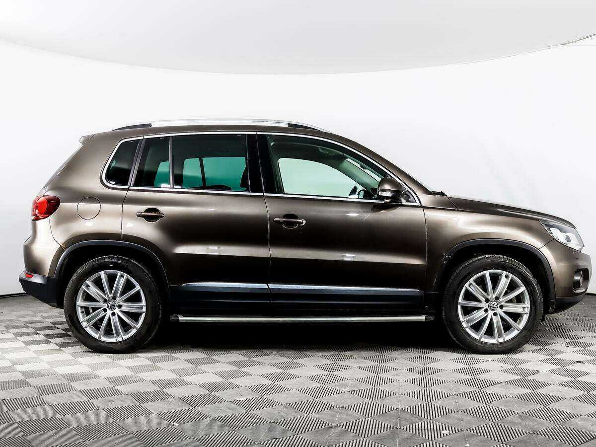 Volkswagen Tiguan б/у, 2015, Автоматическая. Фото: #3