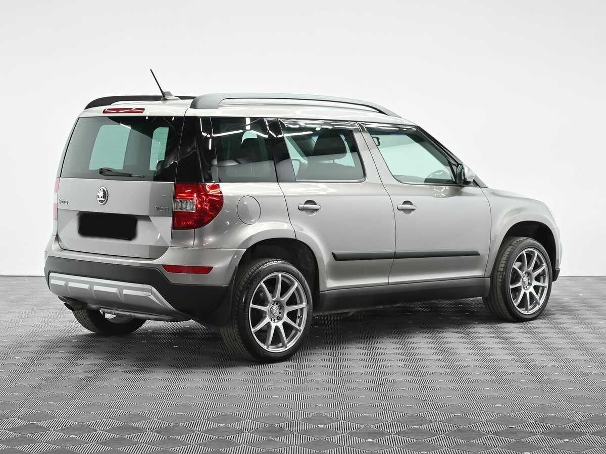 Skoda Yeti б/у, 2017, Автоматическая. Фото: #1