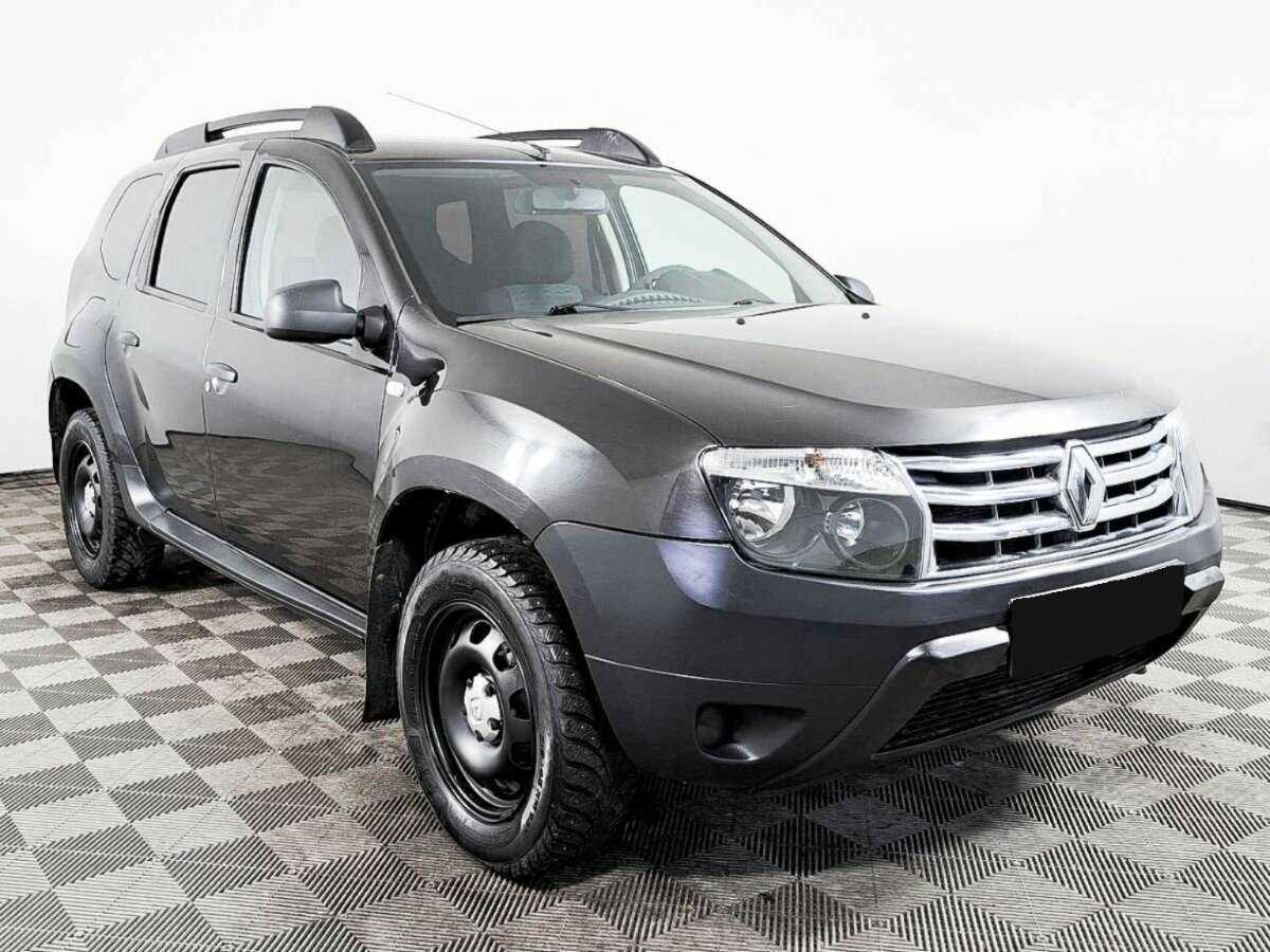 Renault Duster б/у, 2012, Механическая. Фото: #2
