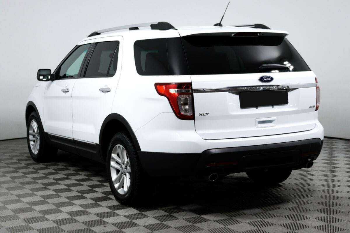 Ford Explorer б/у, 2015, Автоматическая. Фото: #6