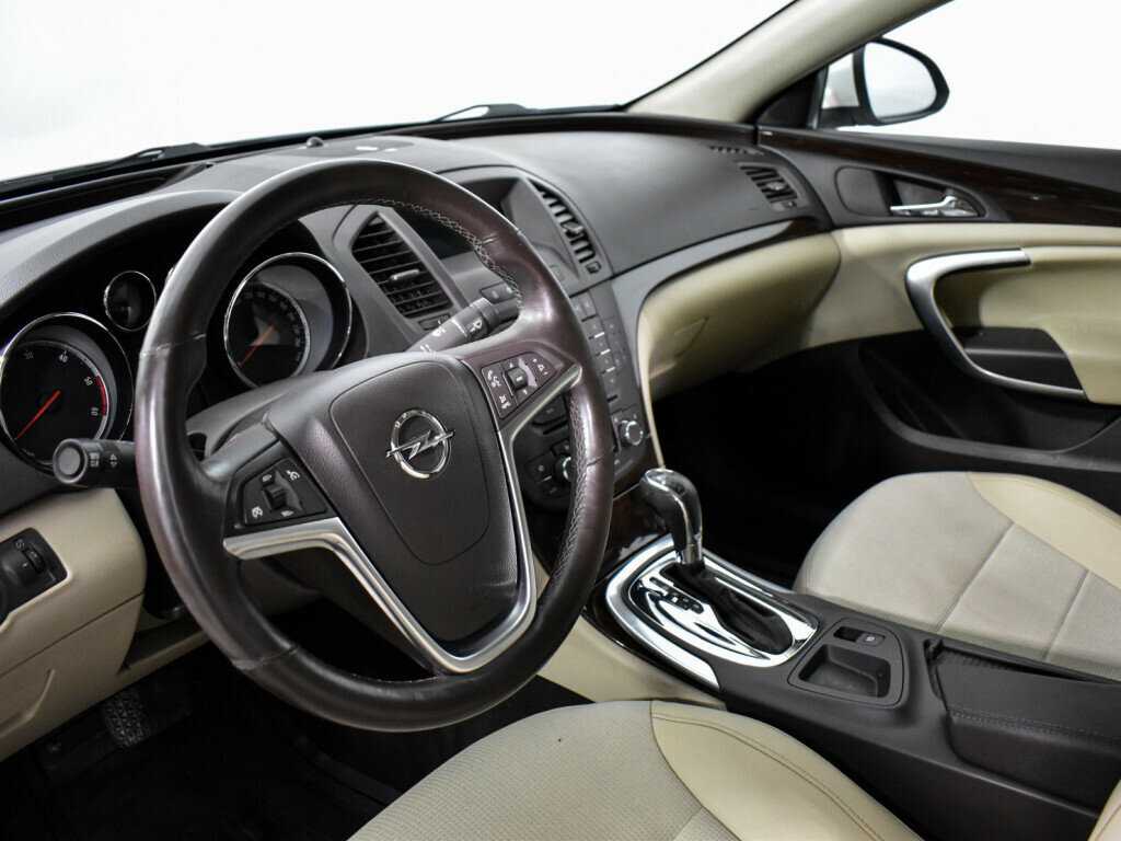 Opel Insignia б/у, 2012, Автоматическая. Фото: #8