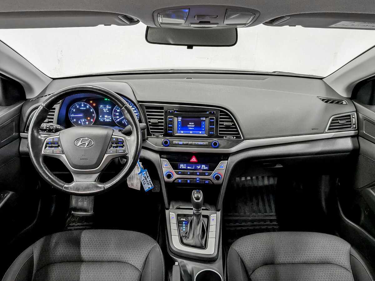 Hyundai Elantra б/у, 2017, Автоматическая. Фото: #13
