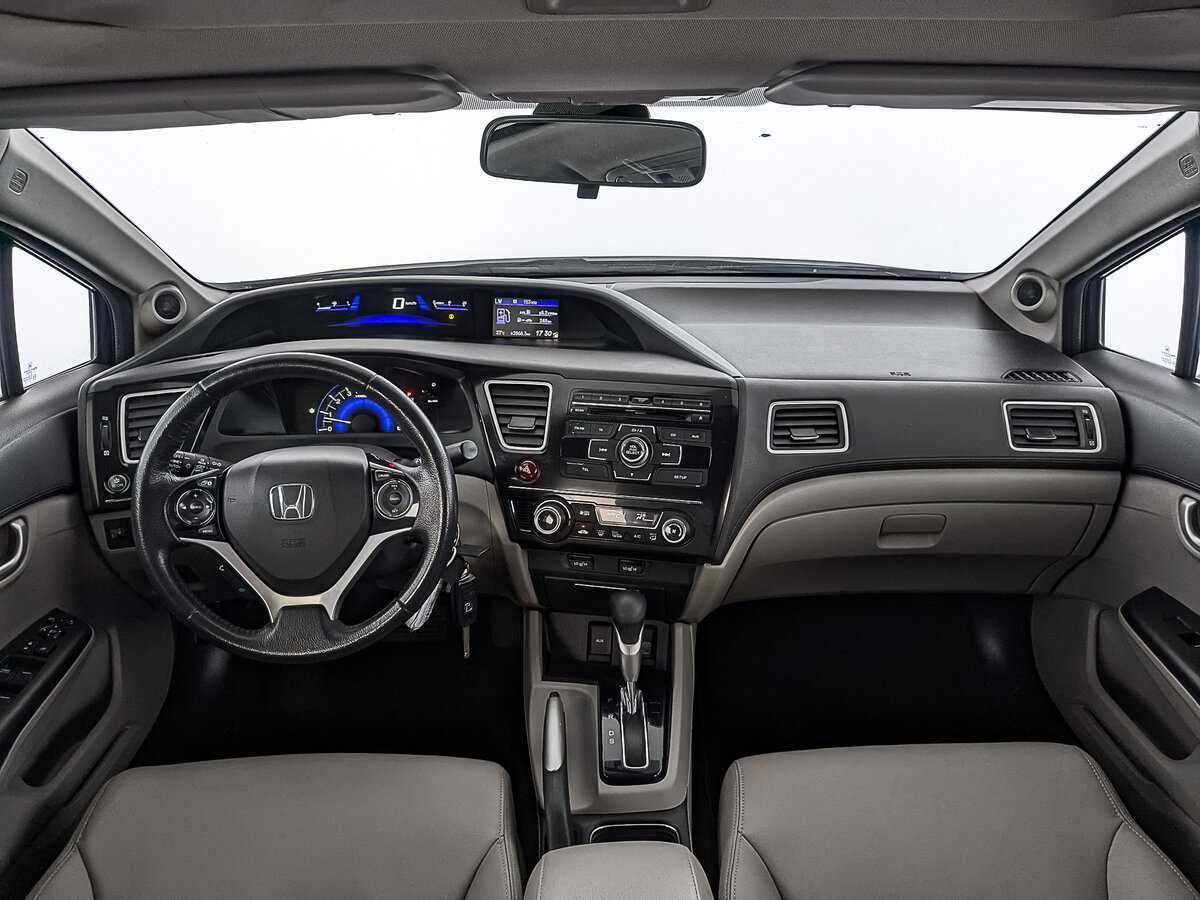 Honda Civic б/у, 2013, Автоматическая. Фото: #13