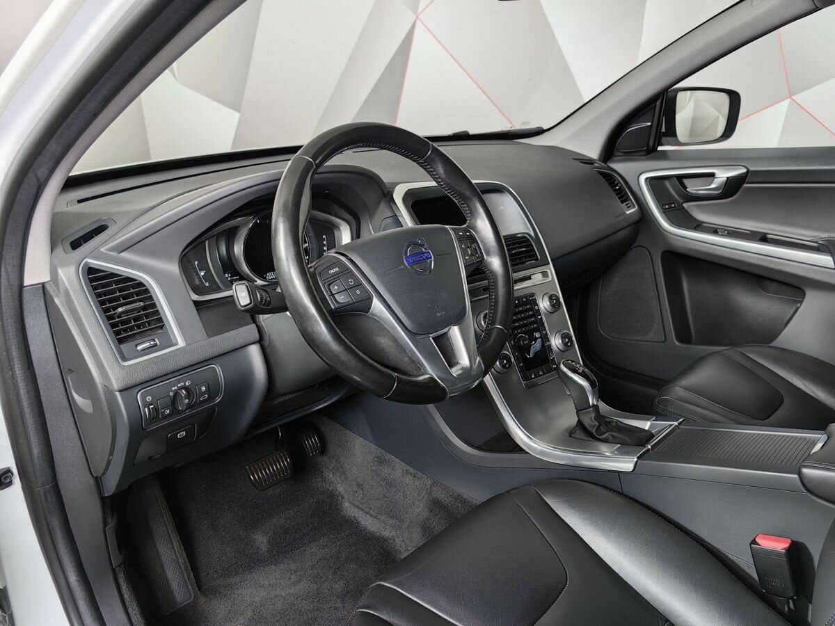 Volvo XC60 б/у, 2016, Автоматическая. Фото: #12