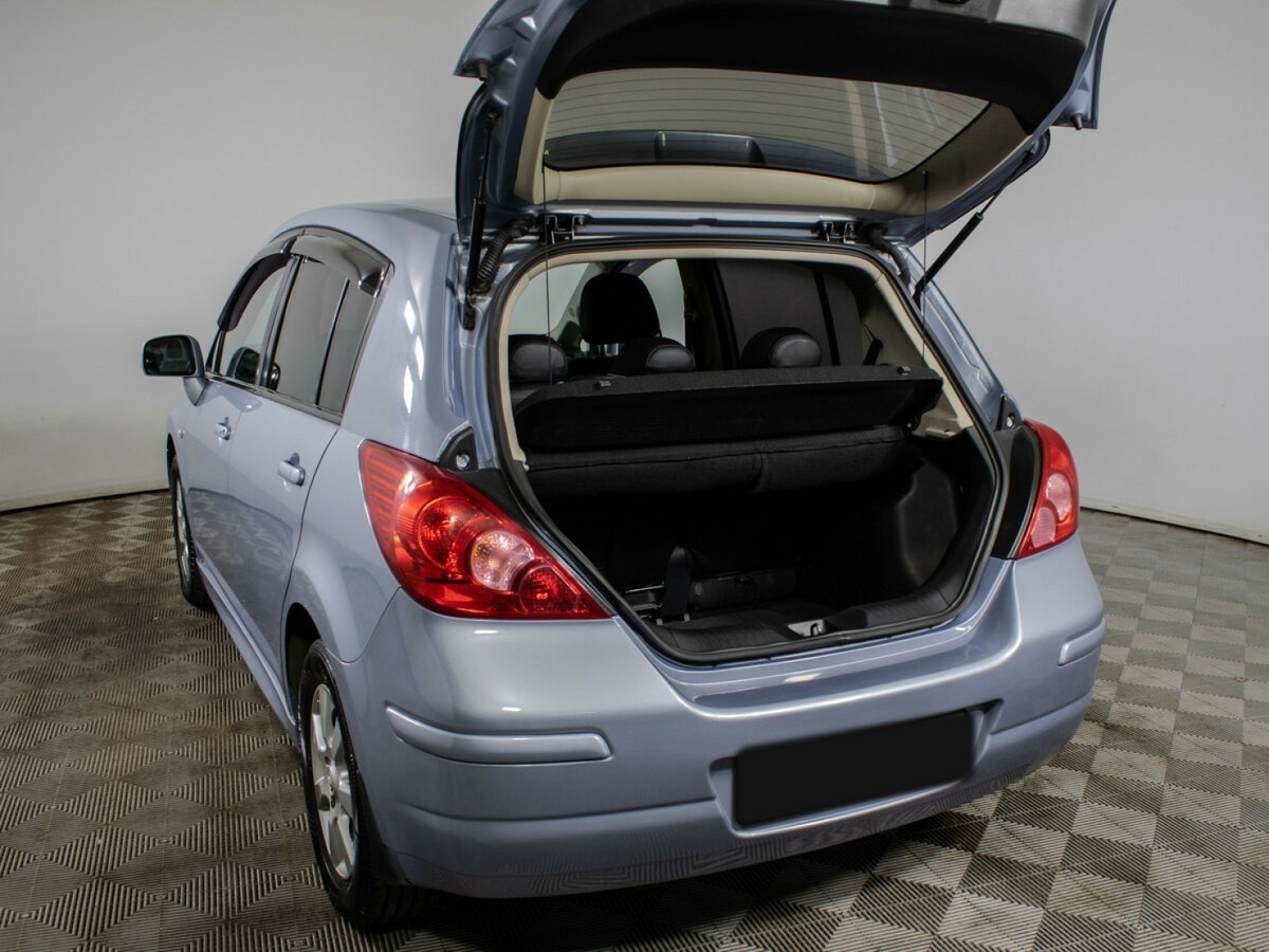 Nissan Tiida б/у, 2013, Автоматическая. Фото: #14